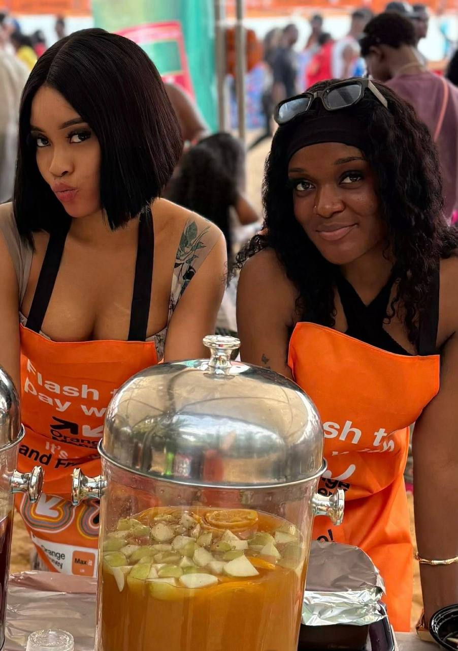 Juicy Juice beach party customers